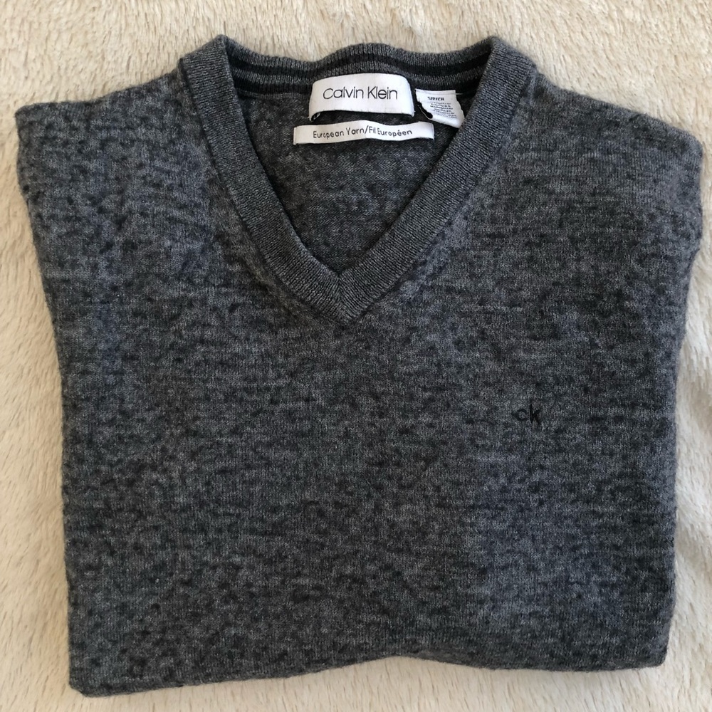 Calvin Klein Sweater